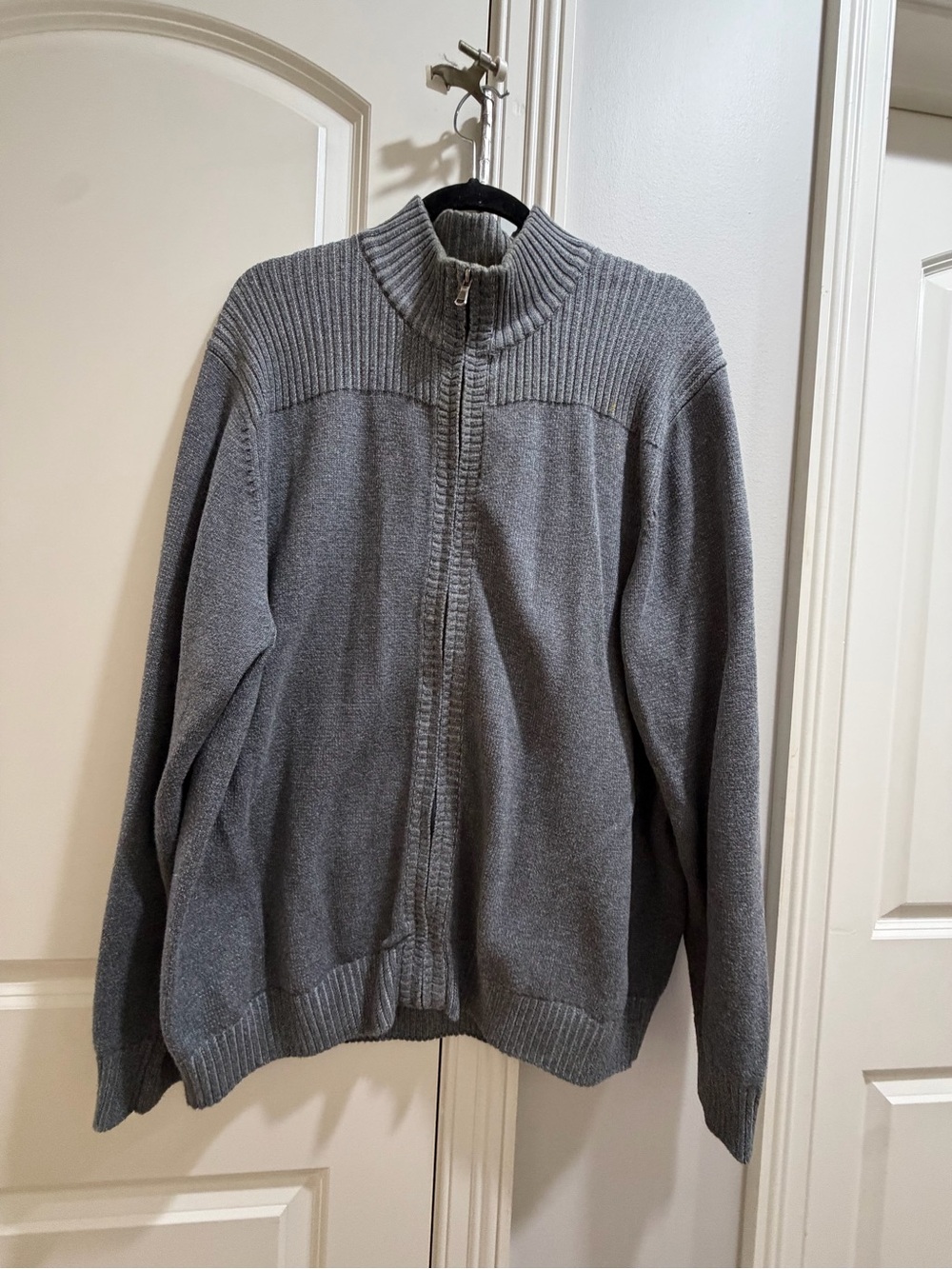 Alan Flusser Men’s Gray Full‑Zip Knit Sweater